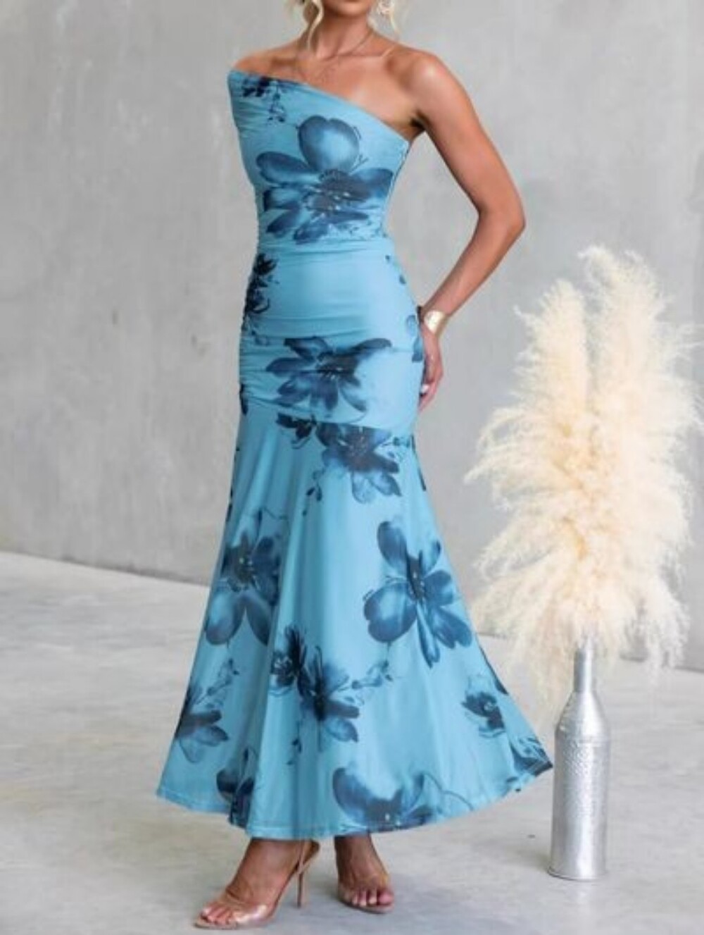 🌸One Shoulder Blue Floral Maxi Dress - Picture 2 of 3